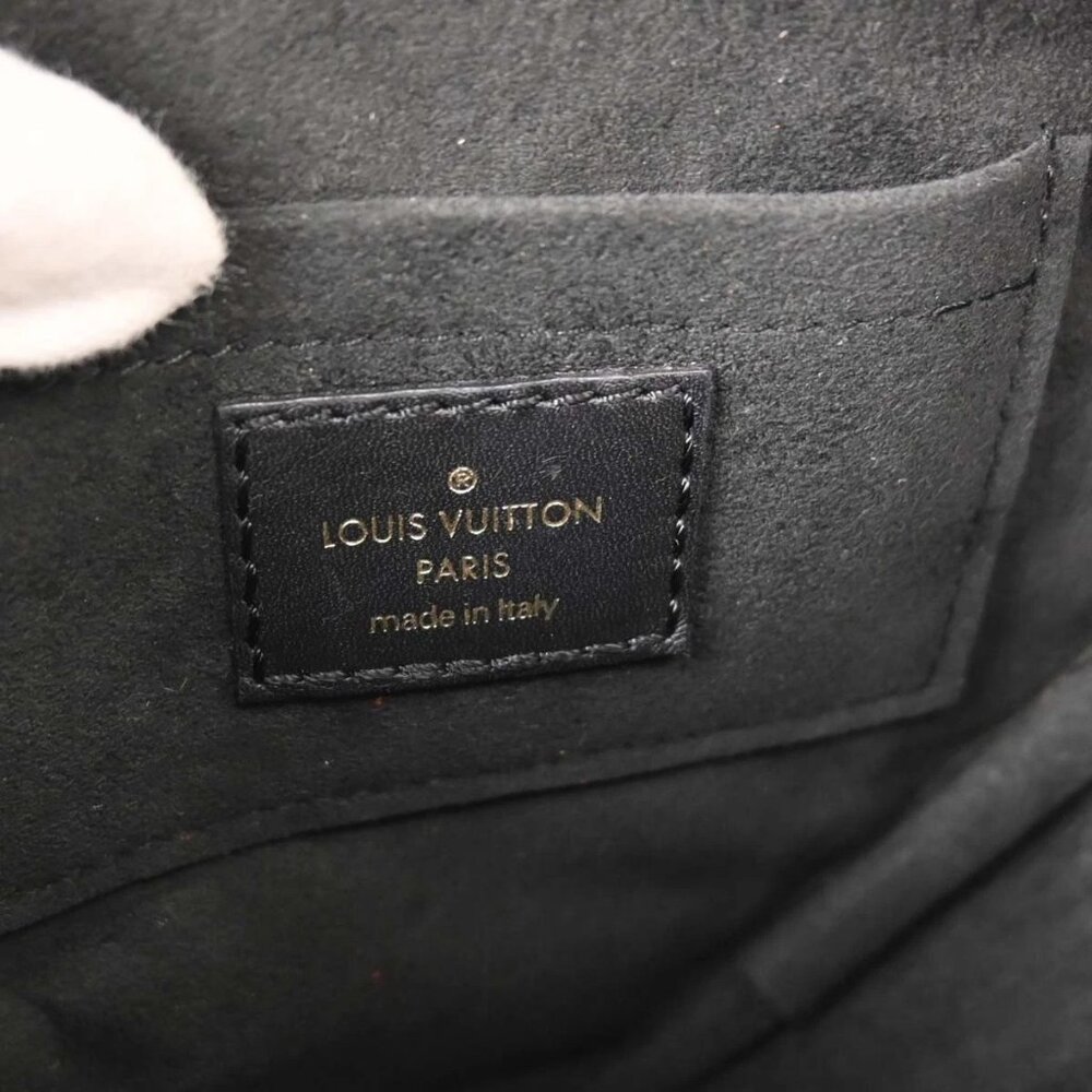Louis Vuitton Black New Wave Heart Clutch Shoulder Bag - Picture 9 of 10